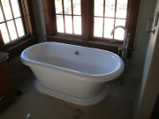 Master free standing tub