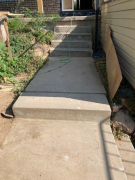 Entry stairs before replacement