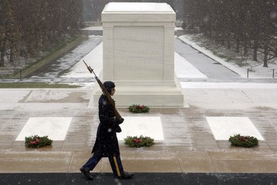 http://www.arlingtoncemetery.org/